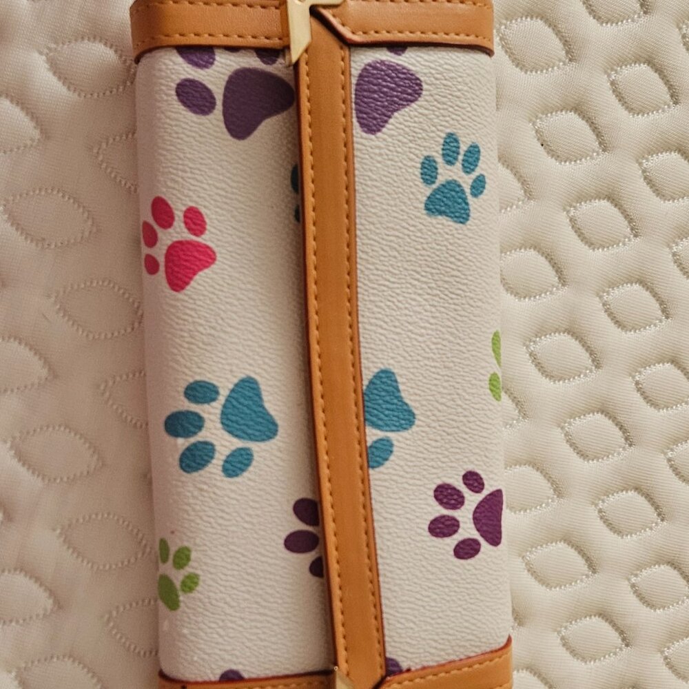 Paw Prints  Rescue Wallet